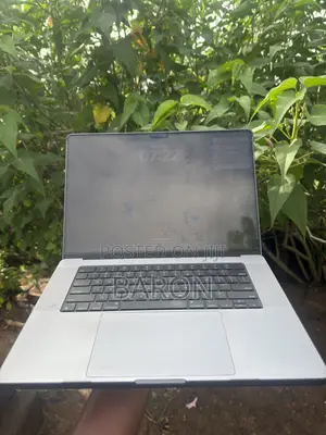 Laptop Apple MacBook Pro 2021 M1 16GB Apple M1 Pro SSD 512GB