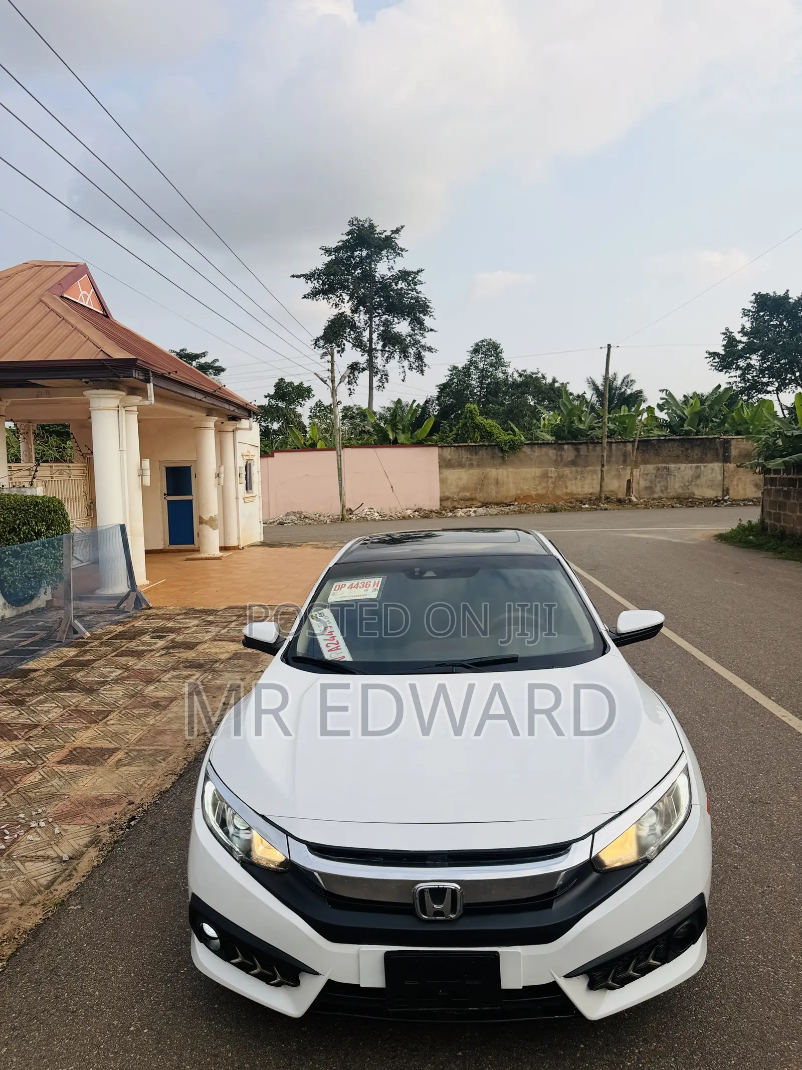 Honda Civic EX Sedan 2018 White