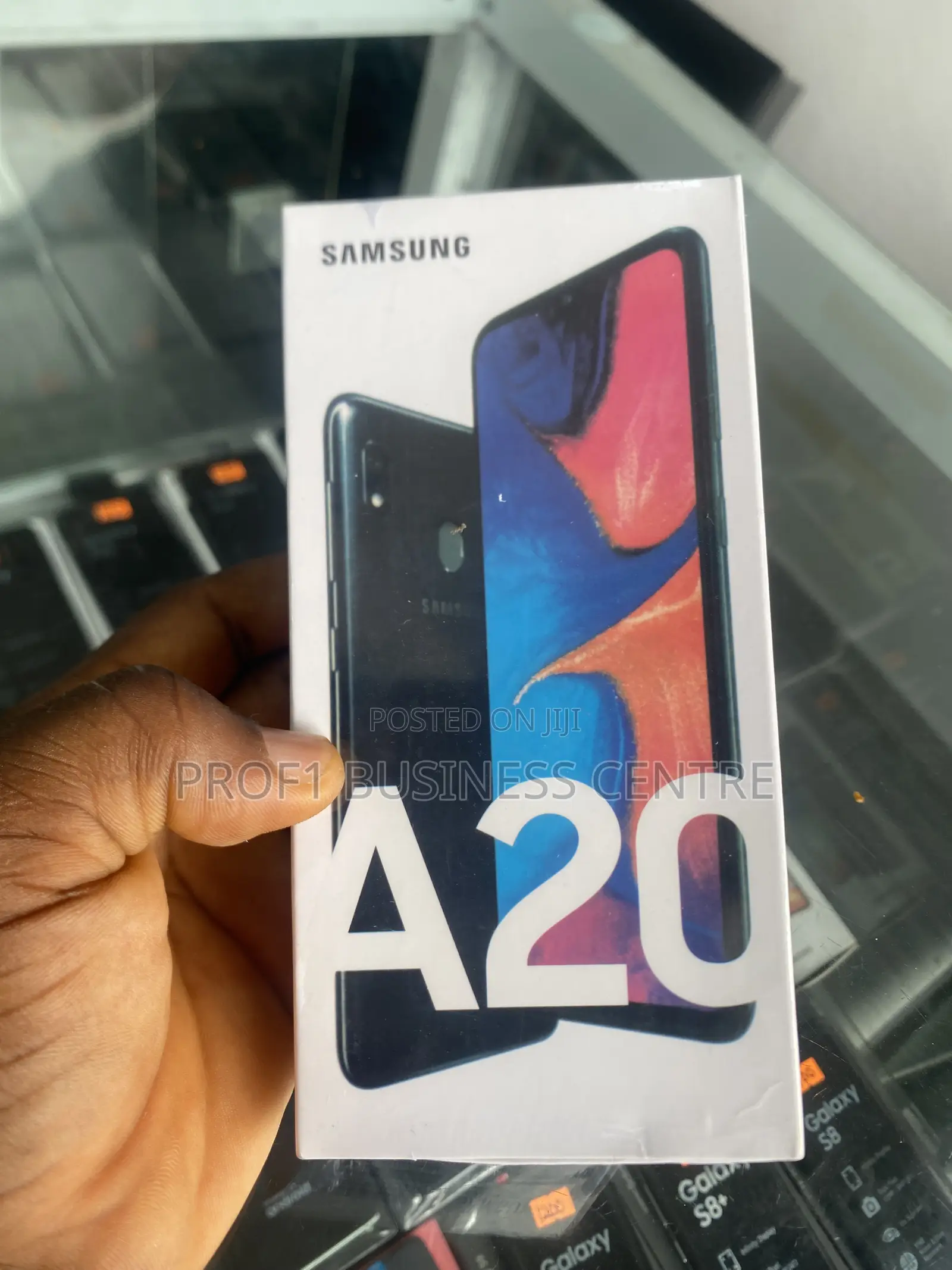 New Samsung Galaxy A20 64 GB Black