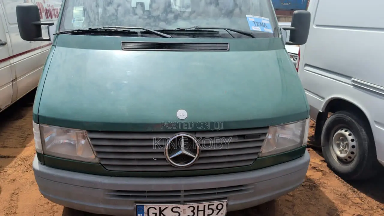 Mercedes-Benz Sprinter 1999 Green