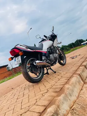 Yamaha 1986 Gray