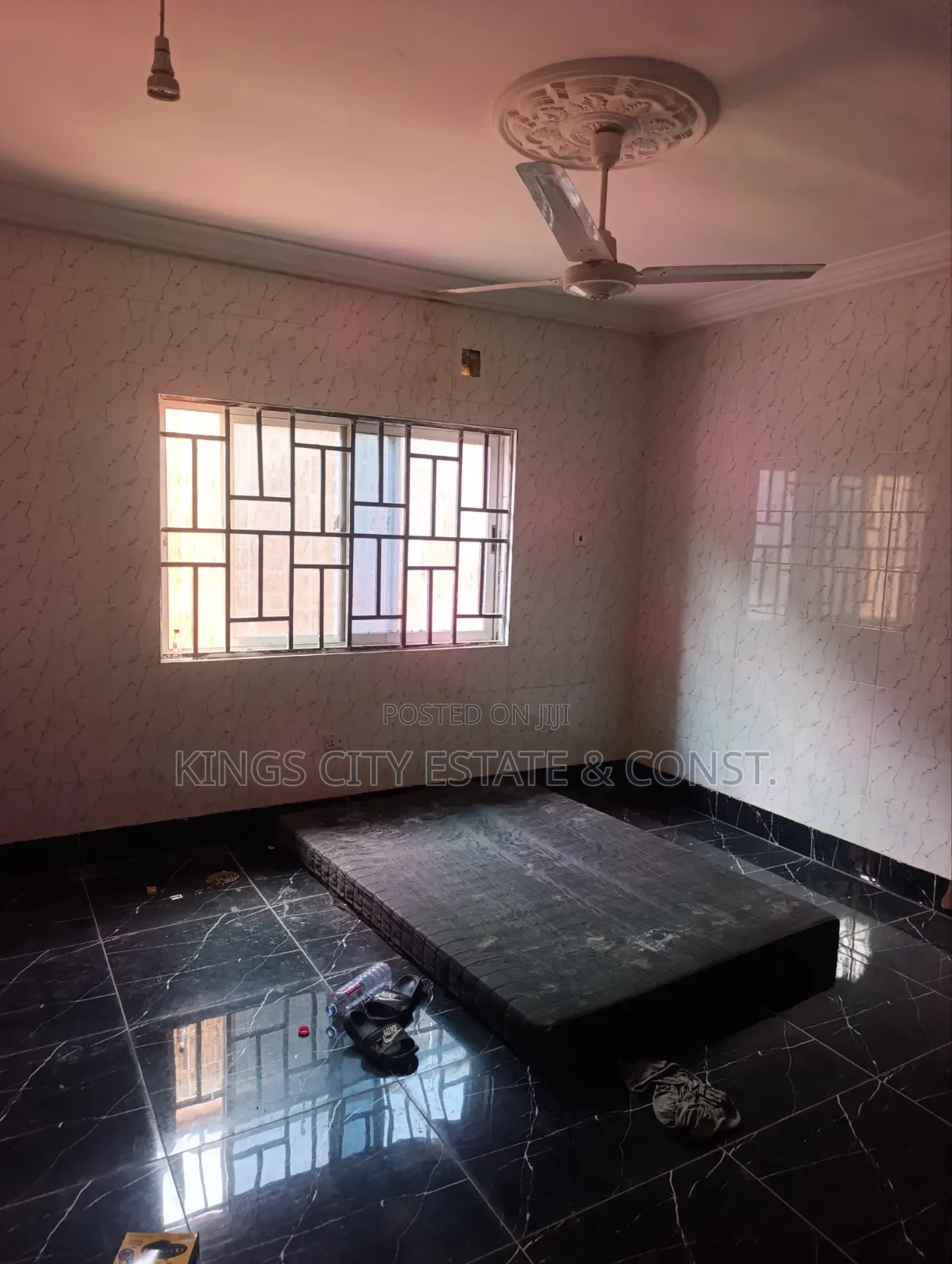 4bdrm Apartment in Post Office, Ofankor for rent