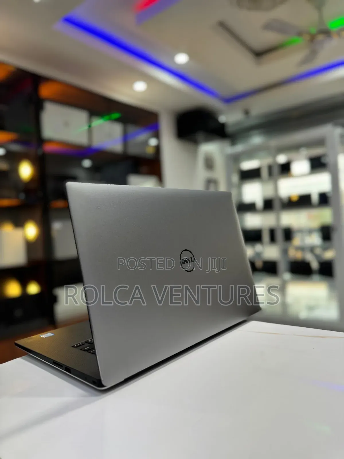 Laptop Dell Precision 5520 16GB Intel Xeon SSD 256GB