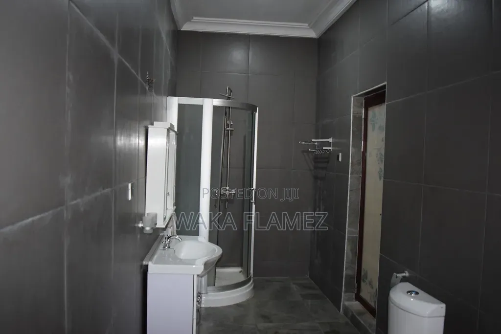 2bdrm House in Opah, Amasaman for rent