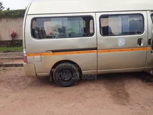 Nissan Caravan (Urvan) 2006 Grey