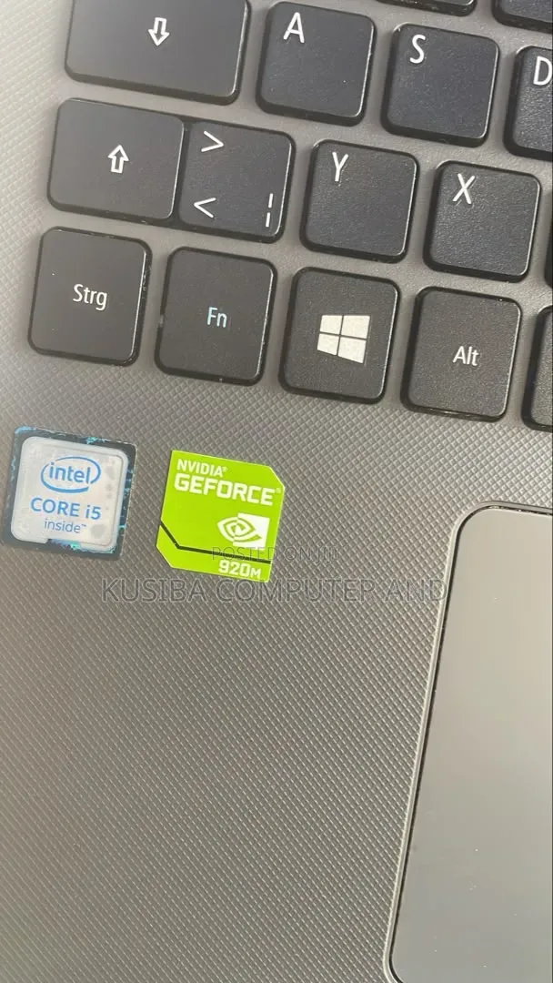 Laptop Acer Aspire E5-574 8GB Intel Core i5 HDD 500GB
