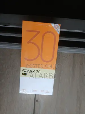 New Tecno Spark 30 Pro 256 GB Gold