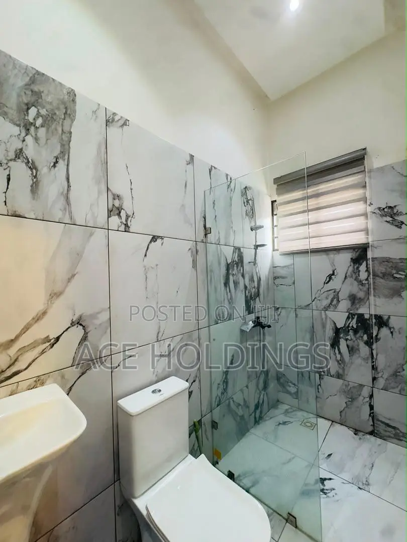 4bdrm Mansion in East Legon Hills for sale