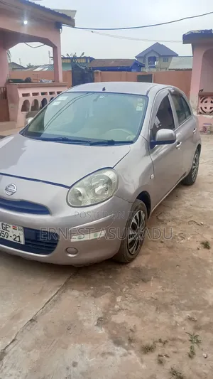 Nissan March 2011 Pink