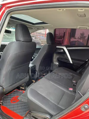 Toyota RAV4 XLE AWD (2.5L 4cyl 6A) 2016 Red