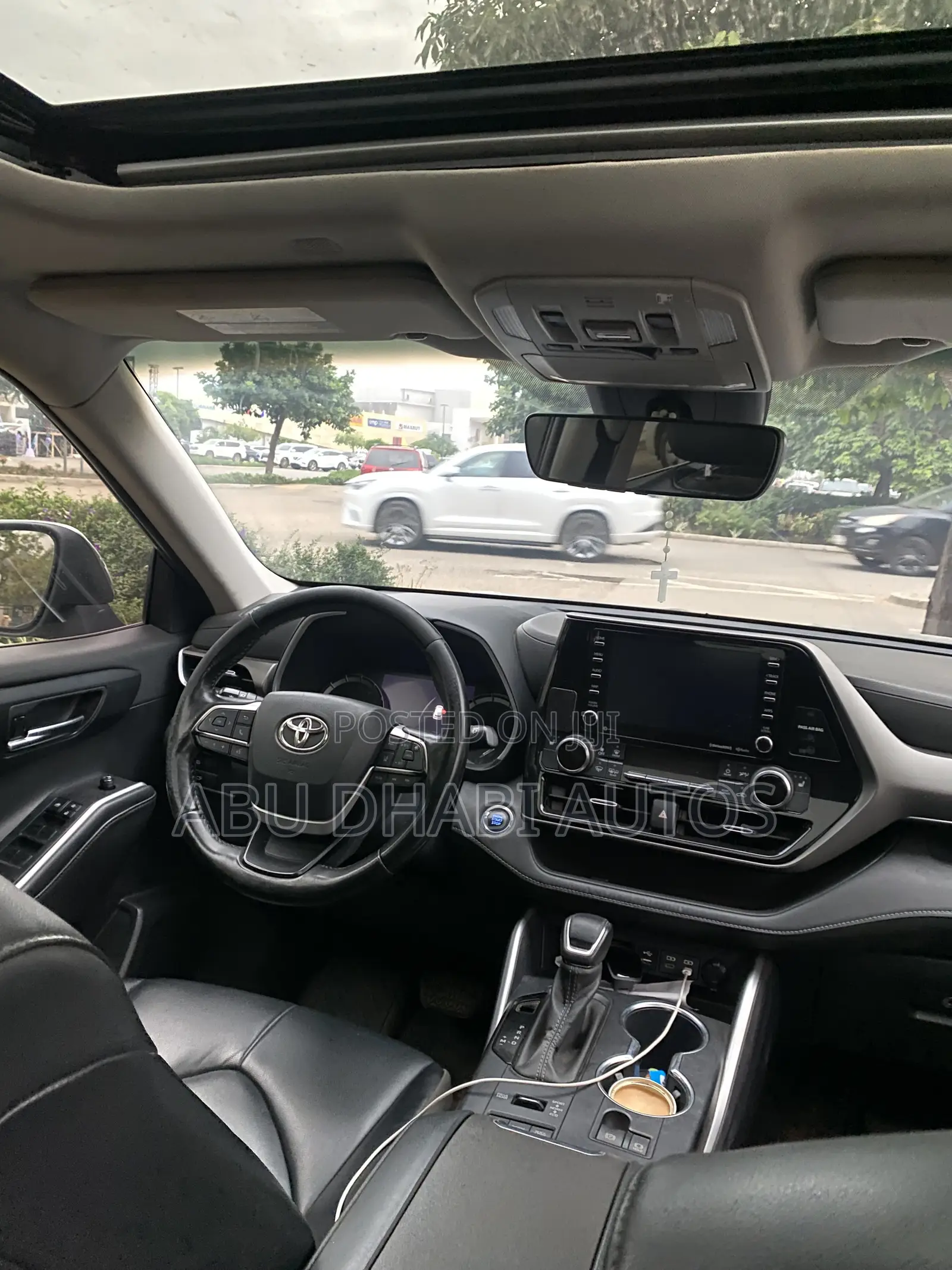 Toyota Highlander XLE 2022 Blue