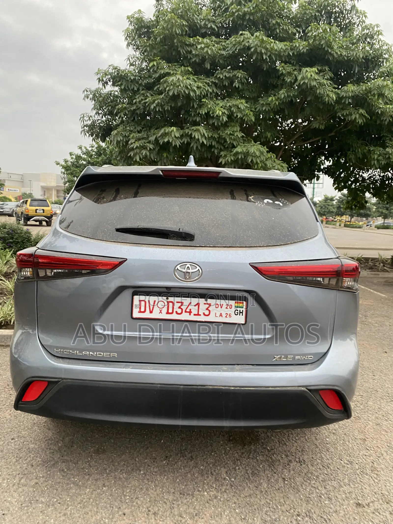 Toyota Highlander XLE 2022 Blue