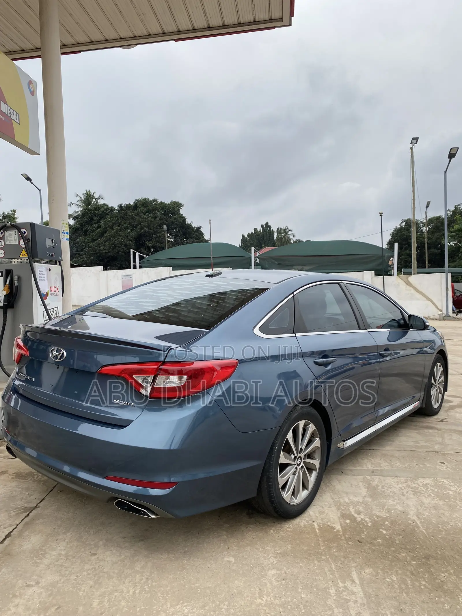 Hyundai Sonata Sport 2.0T Sedan FWD (2.0L 4cyl 6A) 2016 Blue