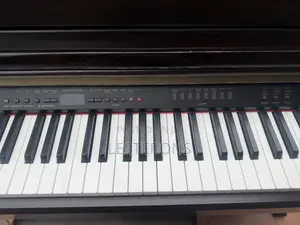 Yamaha CLP-930