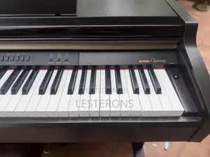 Yamaha CLP-930