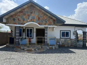 2bdrm House in Mc Carthy Hills for sale