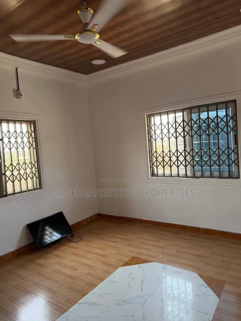 2bdrm House in Mc Carthy Hills for sale