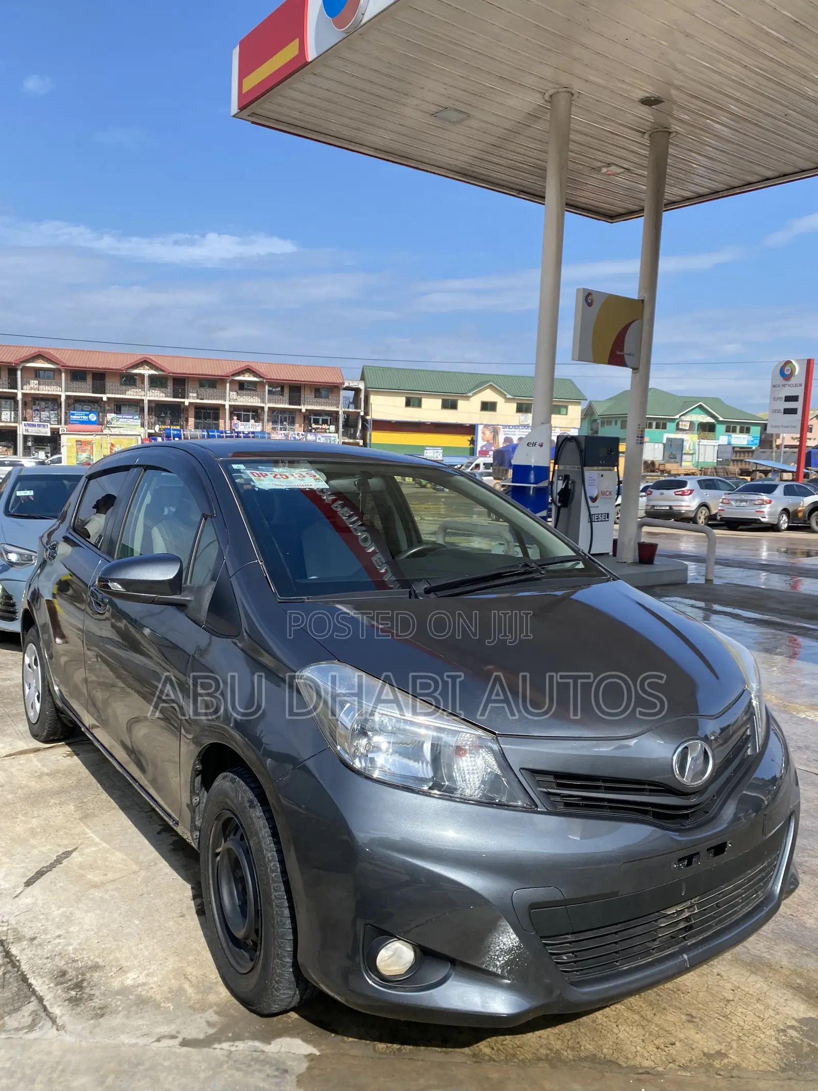 Toyota Vitz 2013 Gray