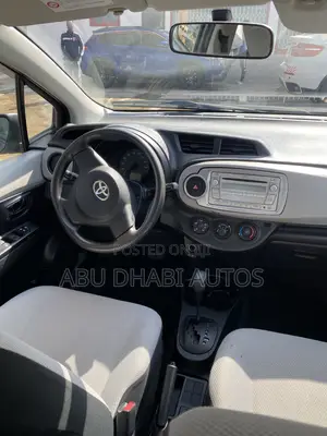 Toyota Vitz 2013 Gray