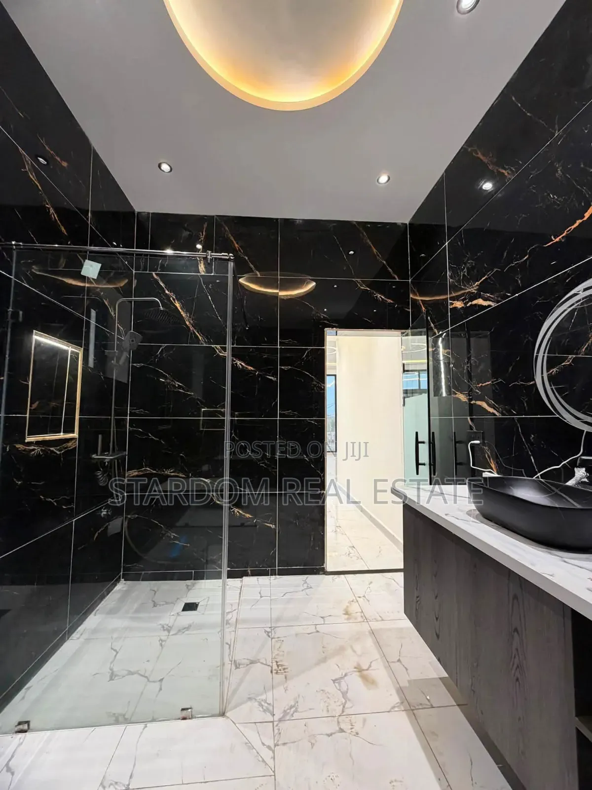 3bdrm Duplex in Lakeside Estate for sale