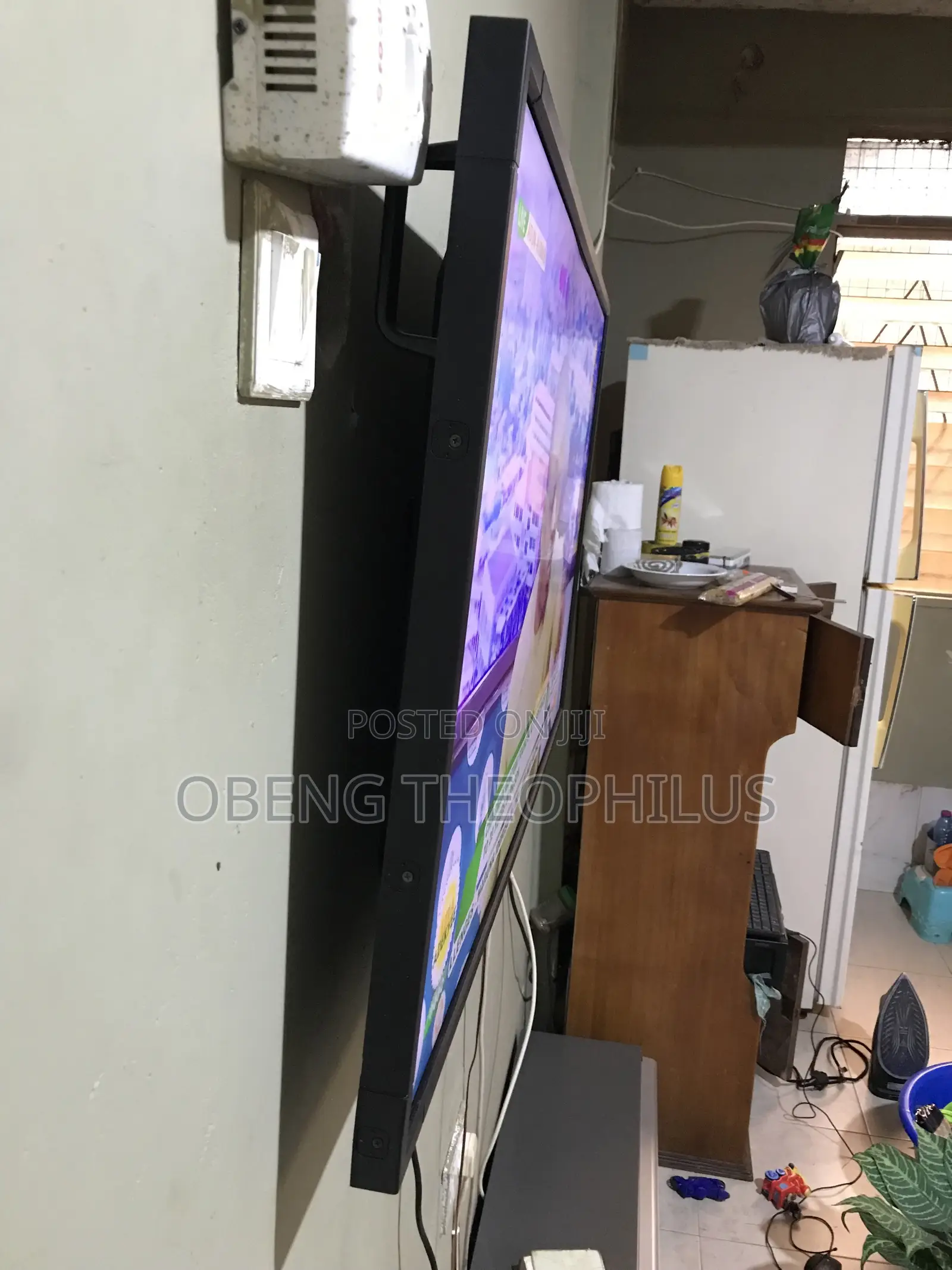 Cool Monitor 46 inches NEC