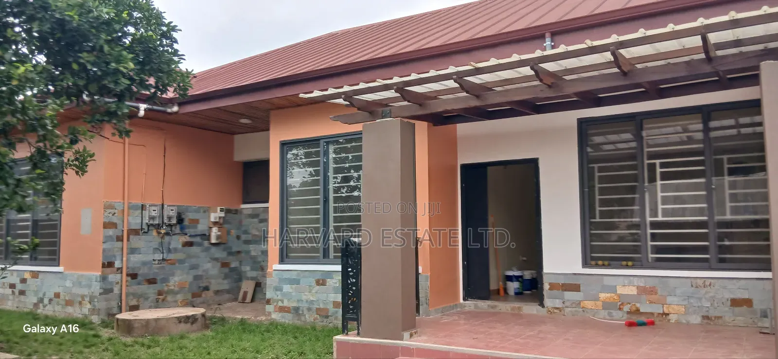 7bdrm House in Tech Ayeduase Knust, Kumasi Metropolitan for rent