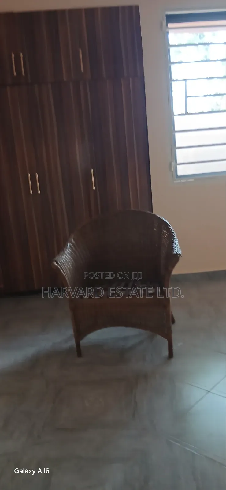 7bdrm House in Tech Ayeduase Knust, Kumasi Metropolitan for rent