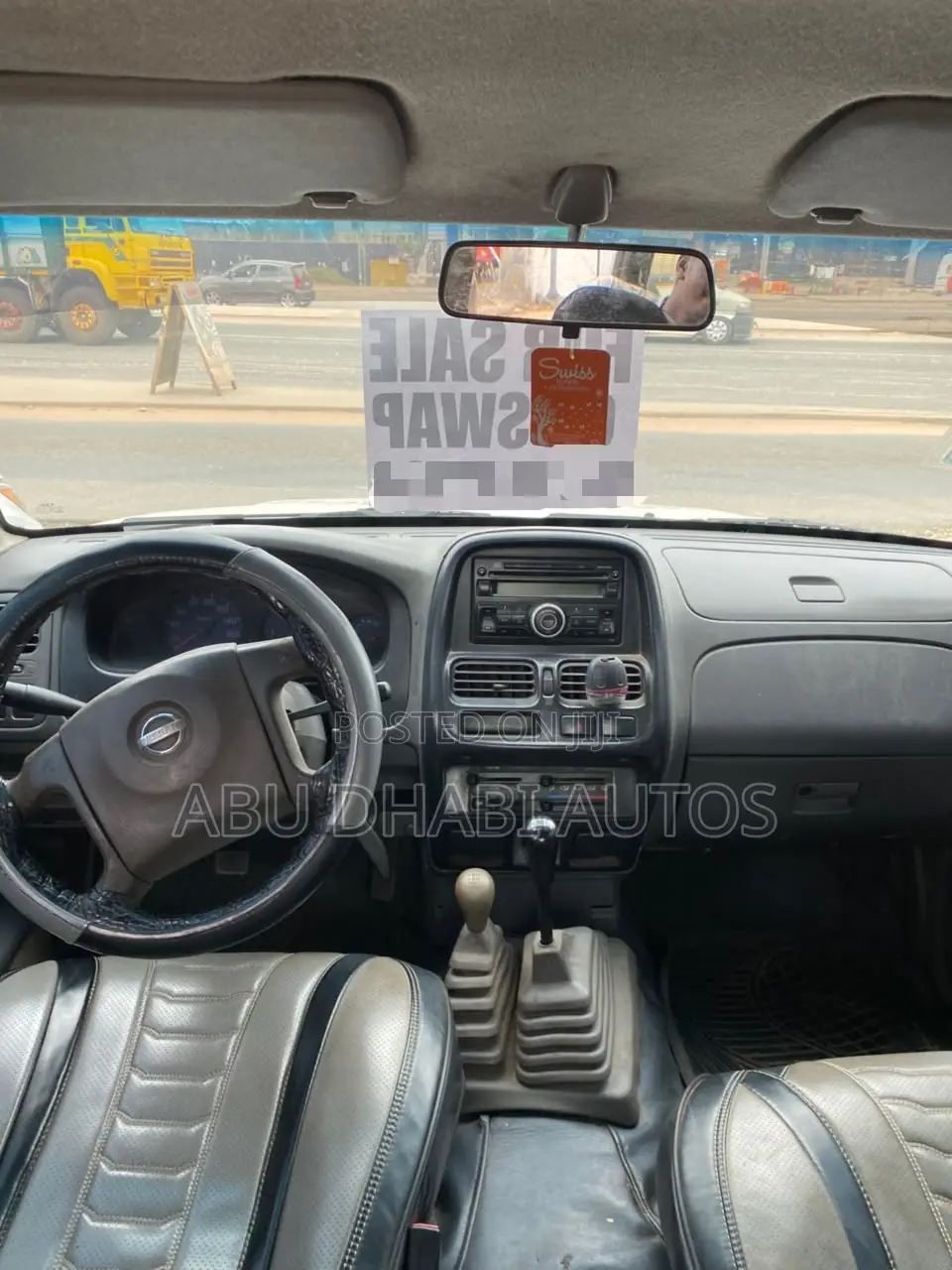 Nissan Hardbody 2009 White