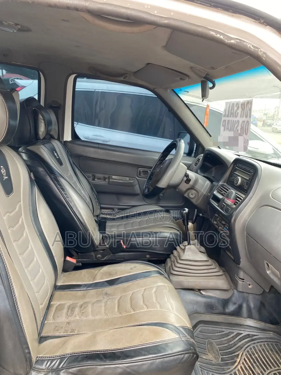 Nissan Hardbody 2009 White