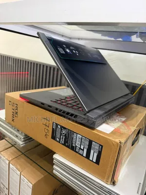 New Laptop Asus ROG Strix G16 16GB Intel Core i7 SSD 1T