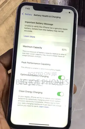 Apple iPhone XR 64 GB White
