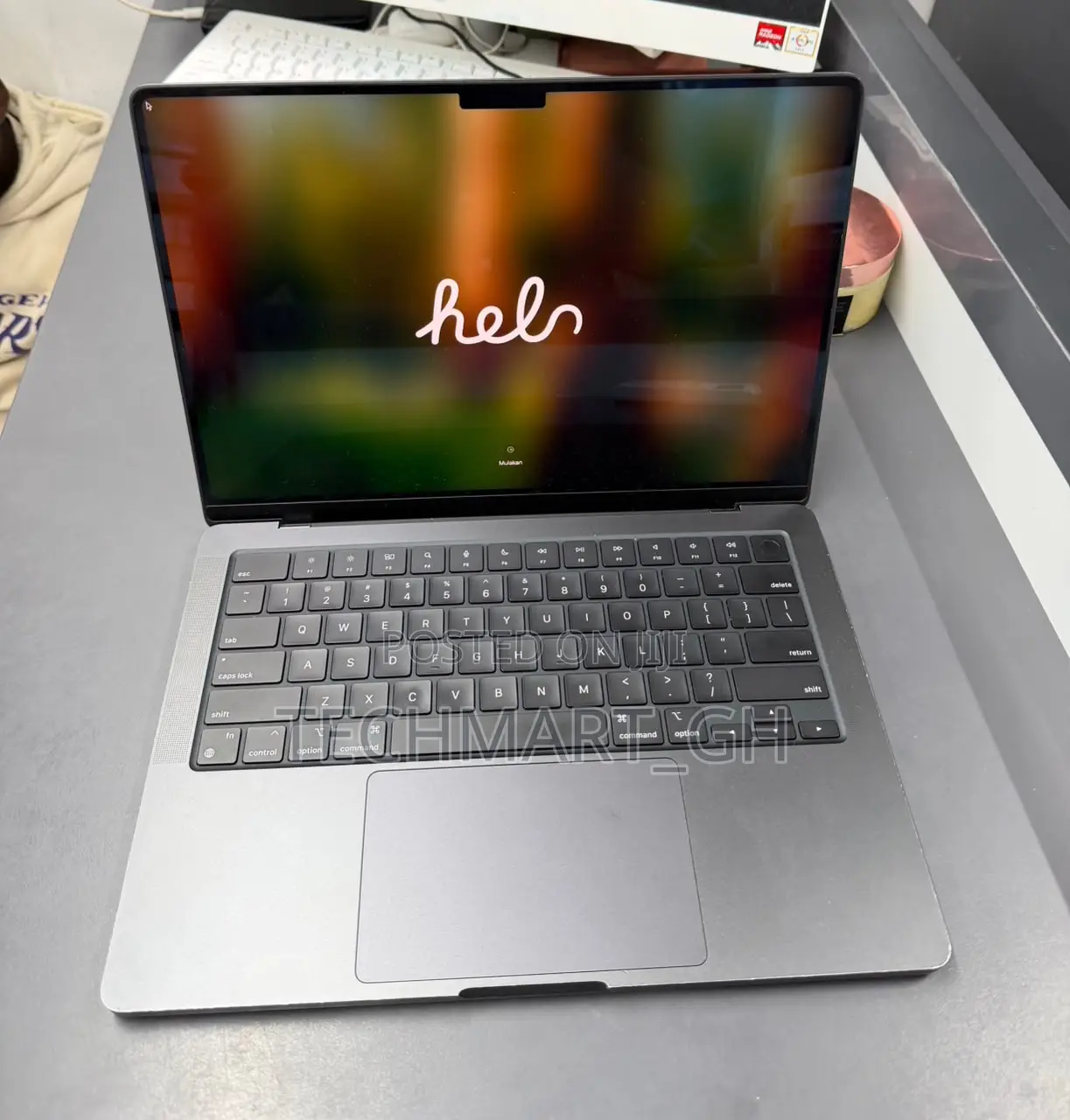 Laptop Apple MacBook Pro 2024 M4 16GB Apple M4 SSD 512GB