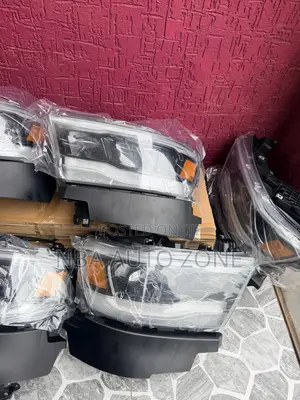 Dodge Ram 1500 Trucks 2019-2024 Head Light Pair
