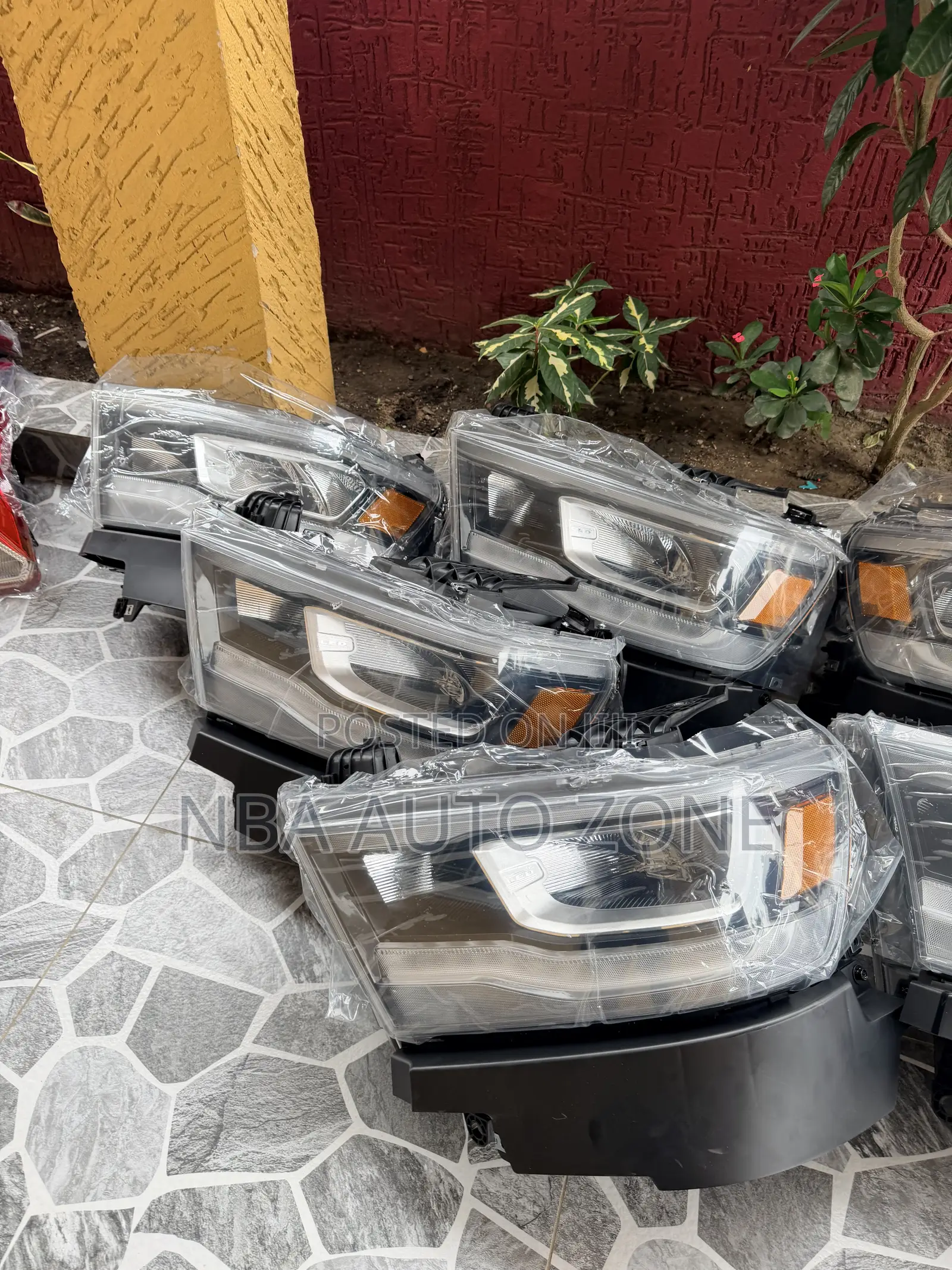Dodge Ram 1500 Trucks 2019-2024 Head Light Pair