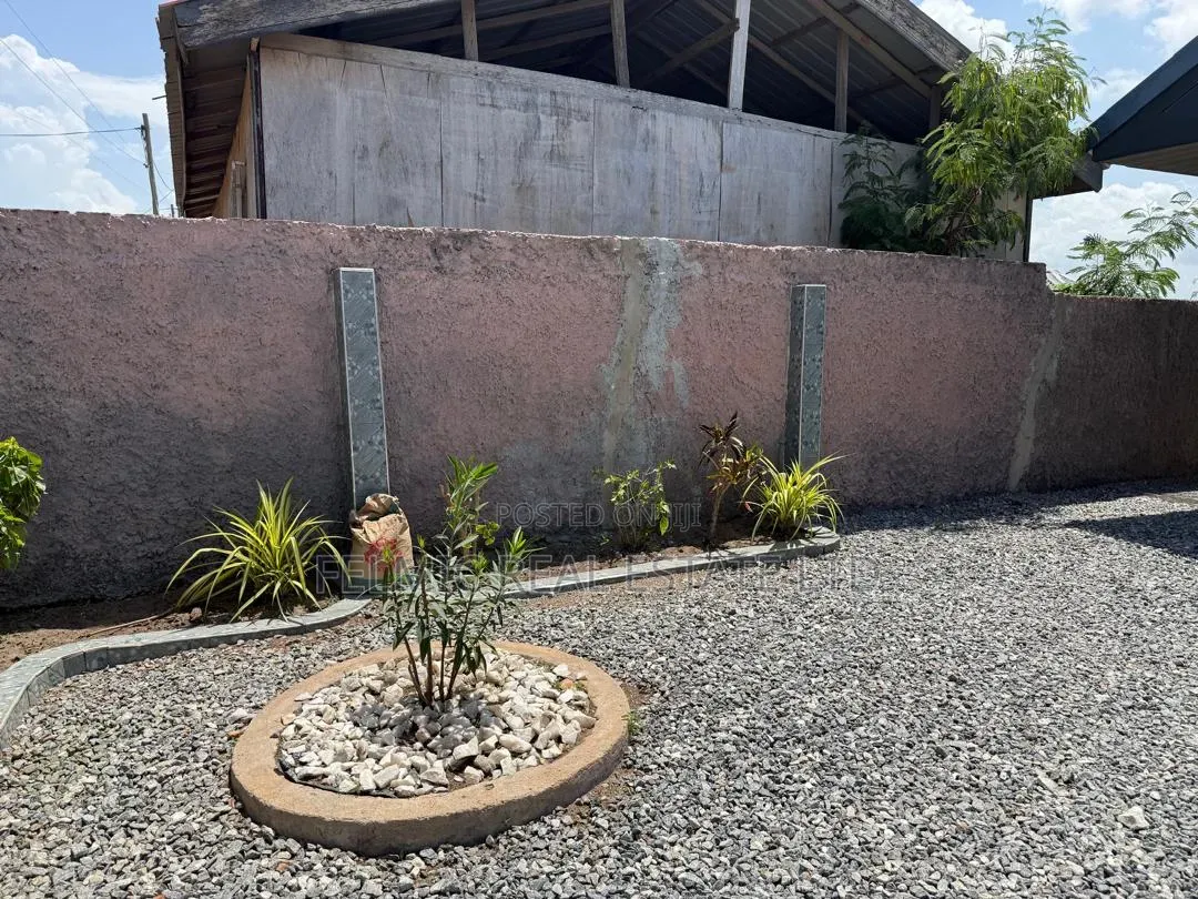 2bdrm House in Felmic Real Estate, McCarthy Hill for sale