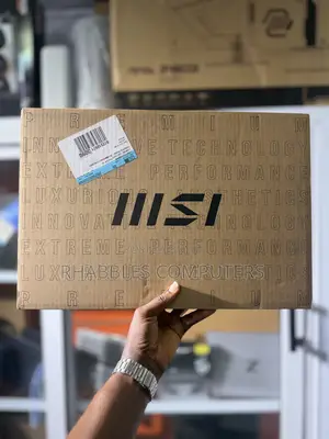 New Laptop MSI 8GB AMD Ryzen 5 SSD 512GB