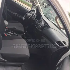 Mitsubishi L200 2023 White