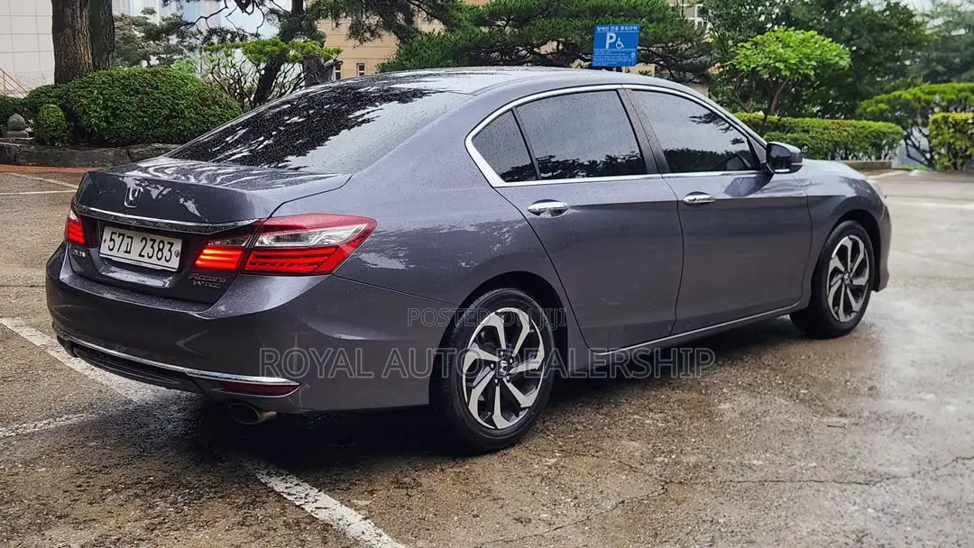 Honda Accord LX 4dr Sedan FWD (2.4L 4cyl 2A) 2017 Black