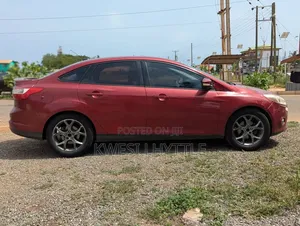 Ford Focus 2013 Red