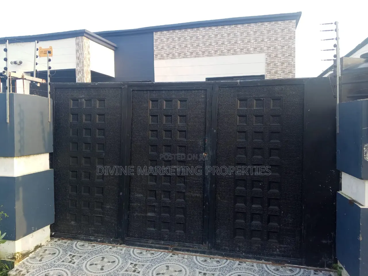 3bdrm House in Cp, Gomoa East for sale
