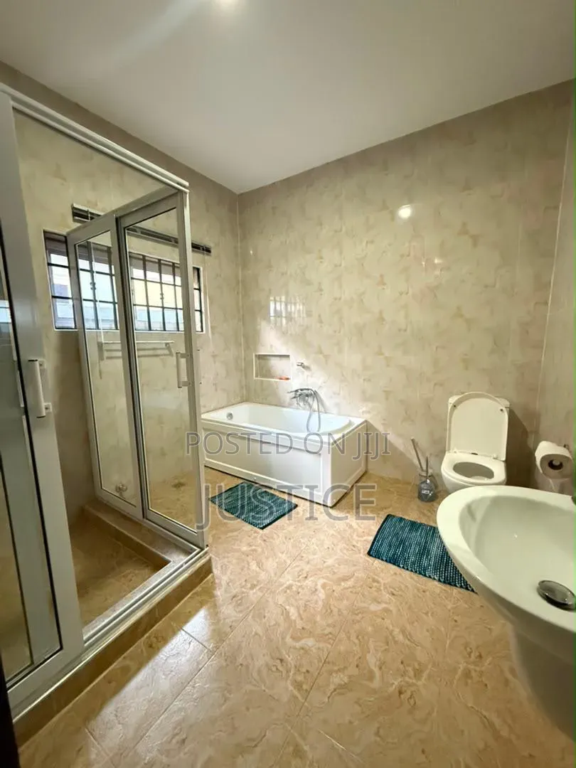 Furnished 3bdrm House in Ashaley Botwe, School Junction for rent