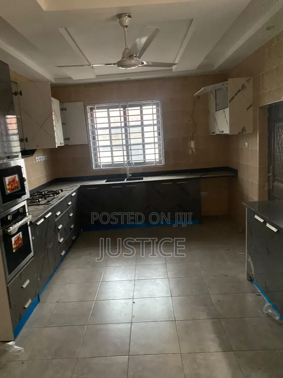 4bdrm House in West Legon, Medifem Area for rent