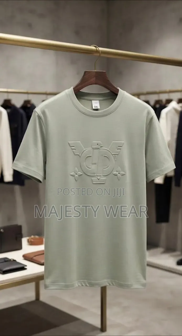 Promo Heavy Round Shirt Available