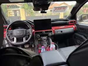 Toyota Tacoma SR5 Double Cab 5' Bed AT 2024 Silver