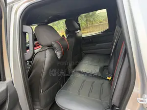 Toyota Tacoma SR5 Double Cab 5' Bed AT 2024 Silver
