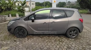 Opel Meriva 2011 Gray