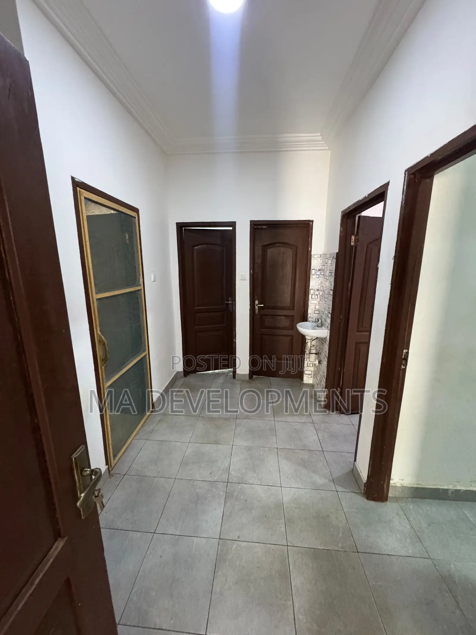 3bdrm Apartment in Madev Realty, Achimota for rent