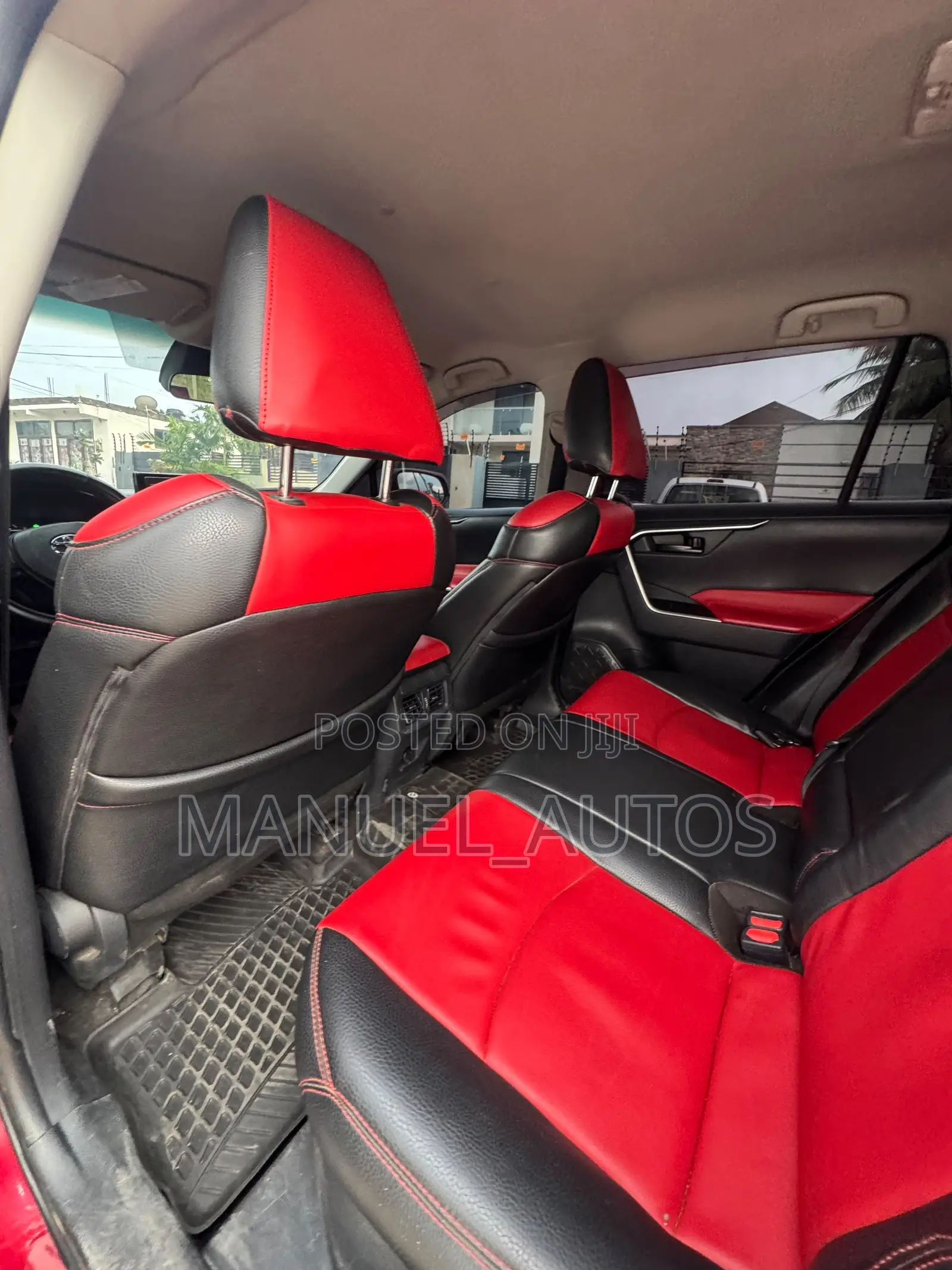 Toyota RAV4 LE AWD 2020 Red