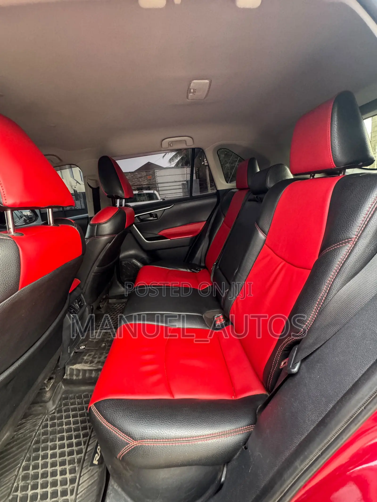 Toyota RAV4 LE AWD 2020 Red