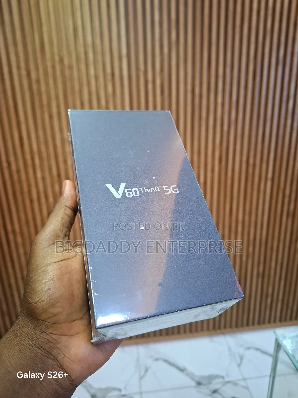 New LG V60 ThinQ 5G 128 GB Black